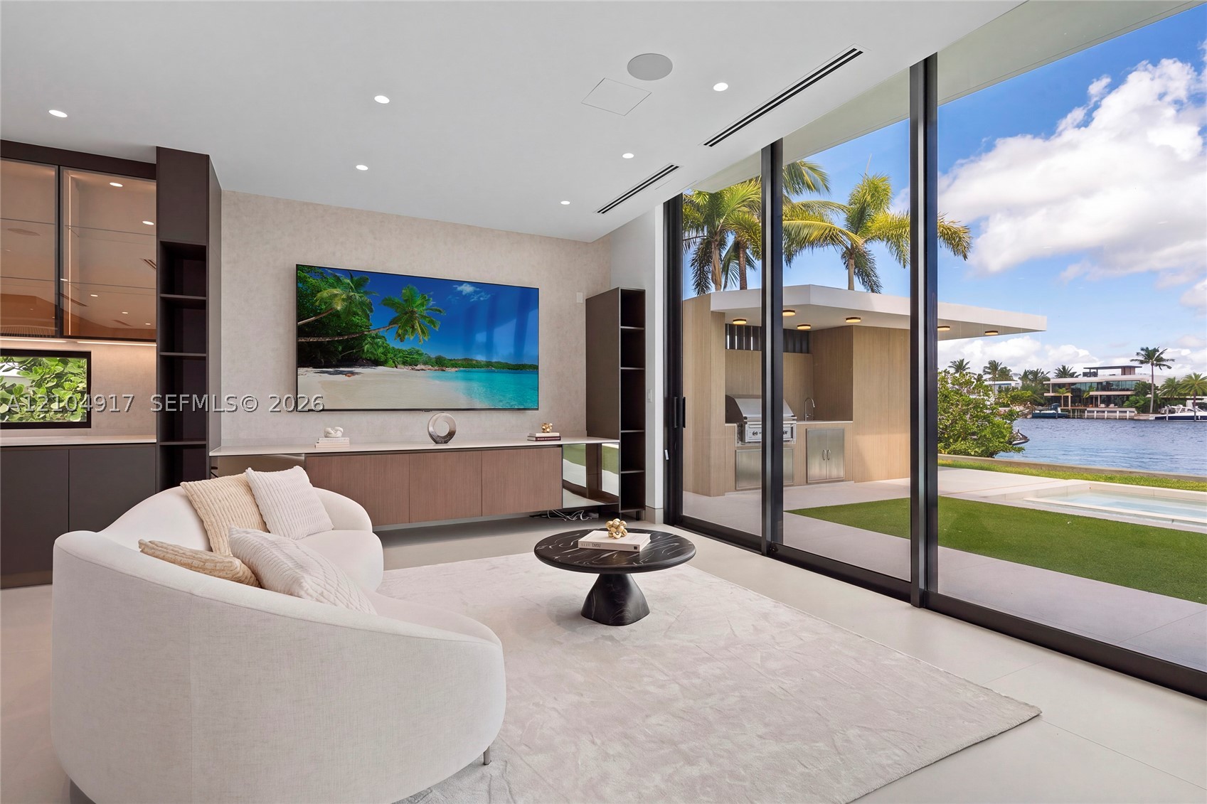 271 N Shore Dr, Miami Beach FL 33141