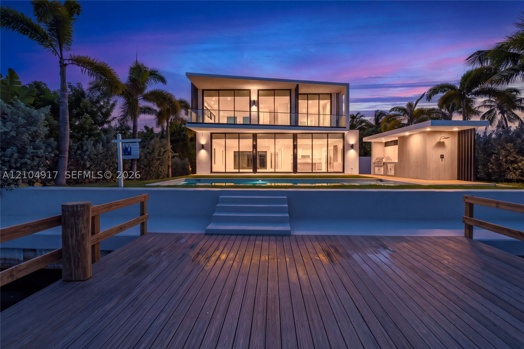 271 N Shore Dr, Miami Beach FL 33141