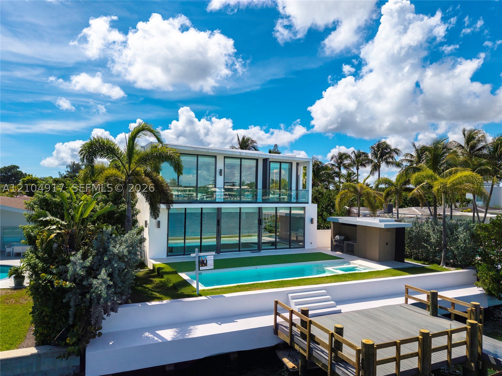 271 N Shore Dr, Miami Beach FL 33141