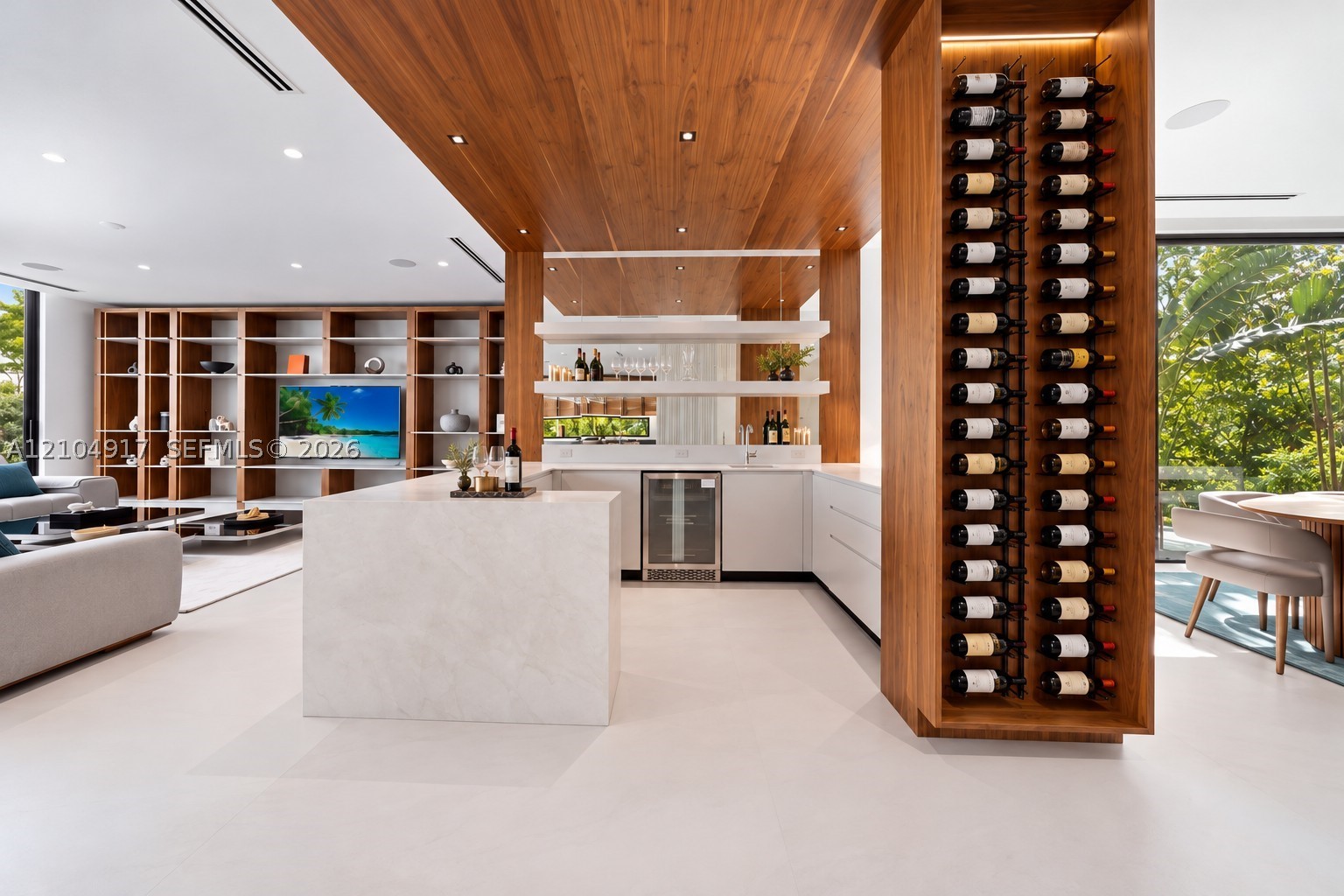 271 N Shore Dr, Miami Beach FL 33141