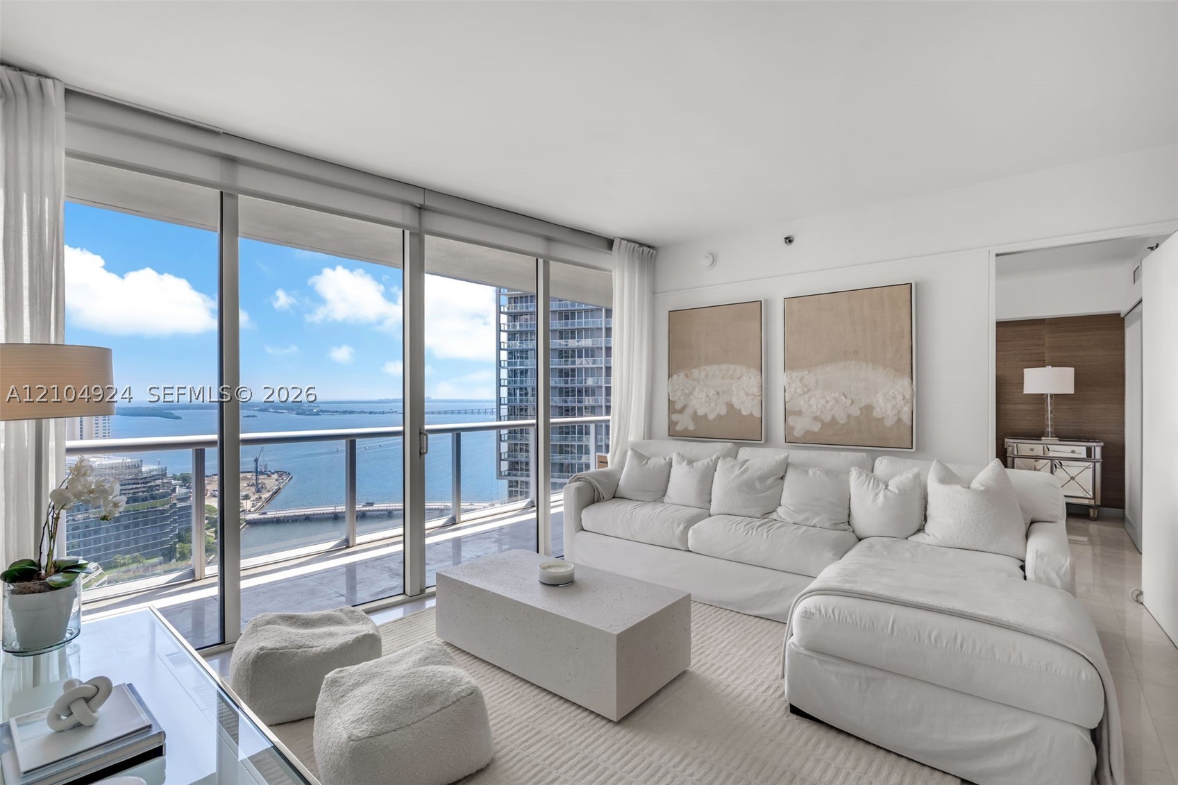 465 Brickell Ave #2703, Miami FL 33131