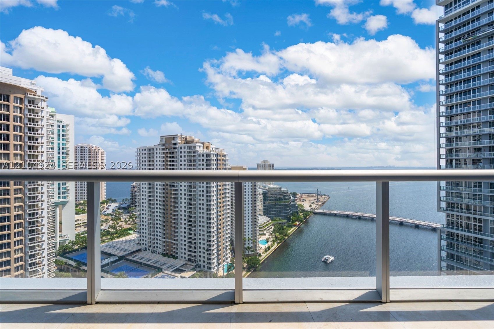465 Brickell Ave #2703, Miami FL 33131