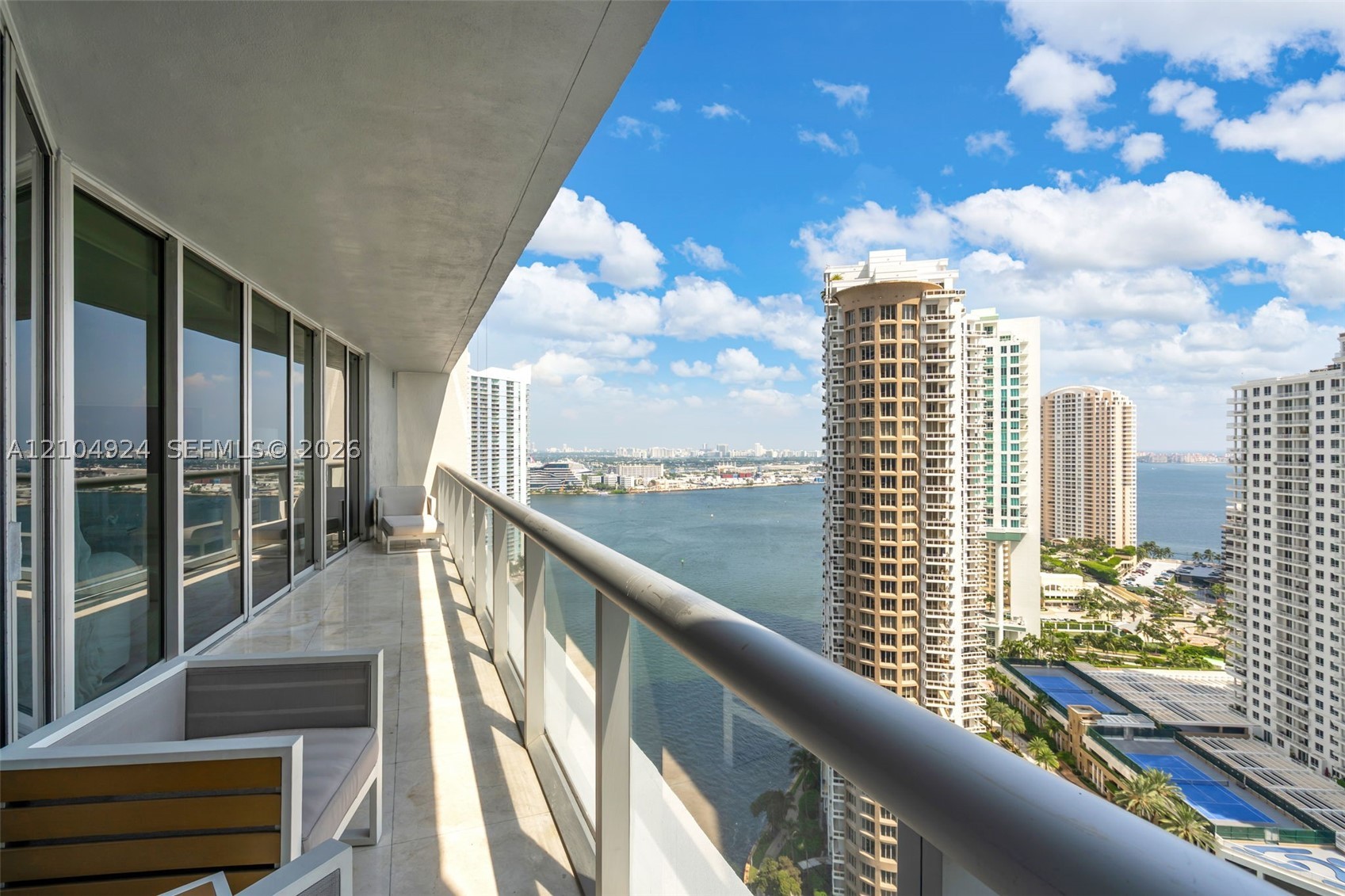 465 Brickell Ave #2703, Miami FL 33131