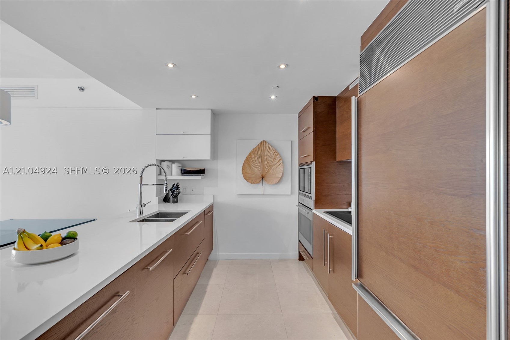 465 Brickell Ave #2703, Miami FL 33131