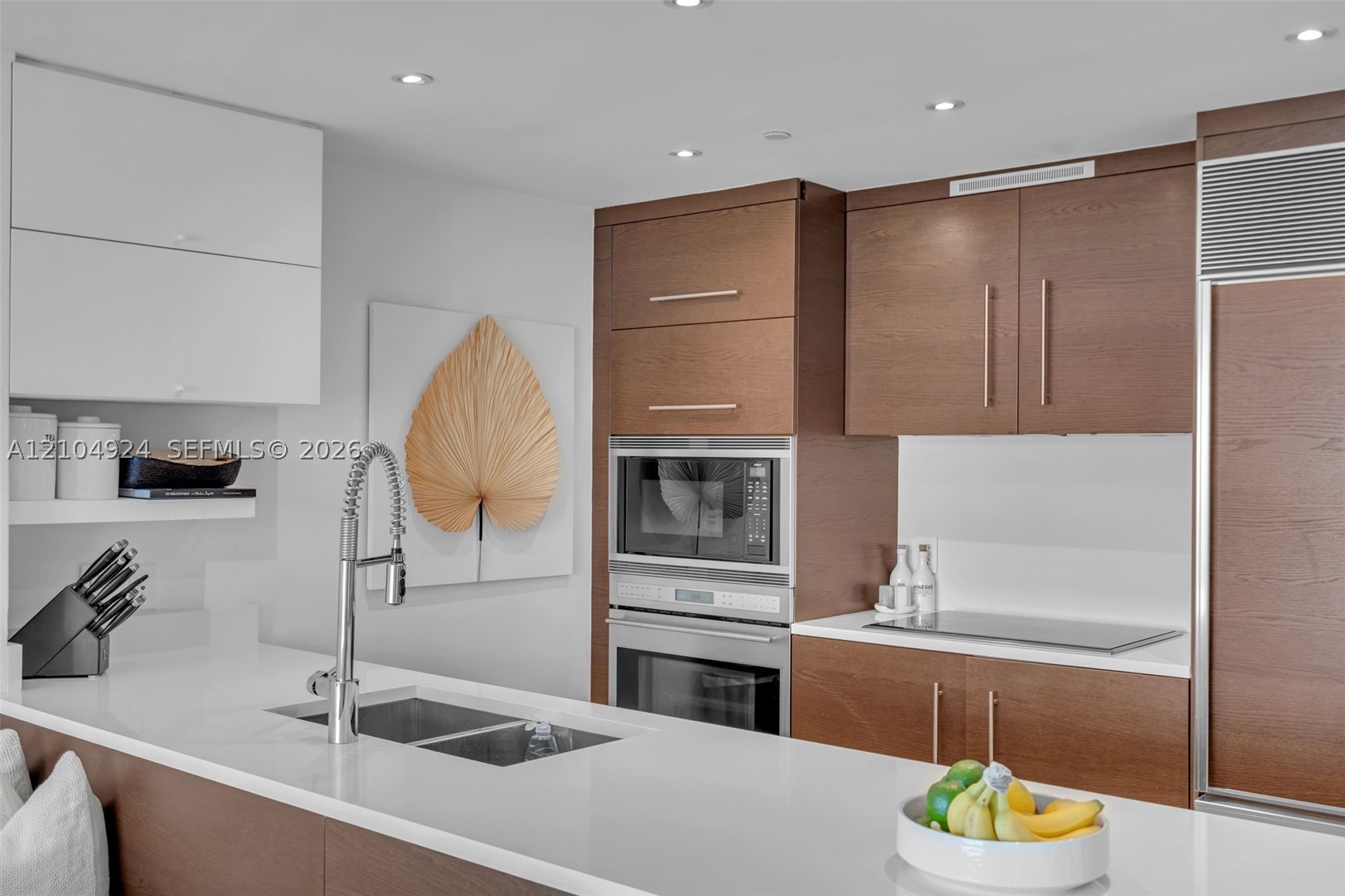 465 Brickell Ave #2703, Miami FL 33131
