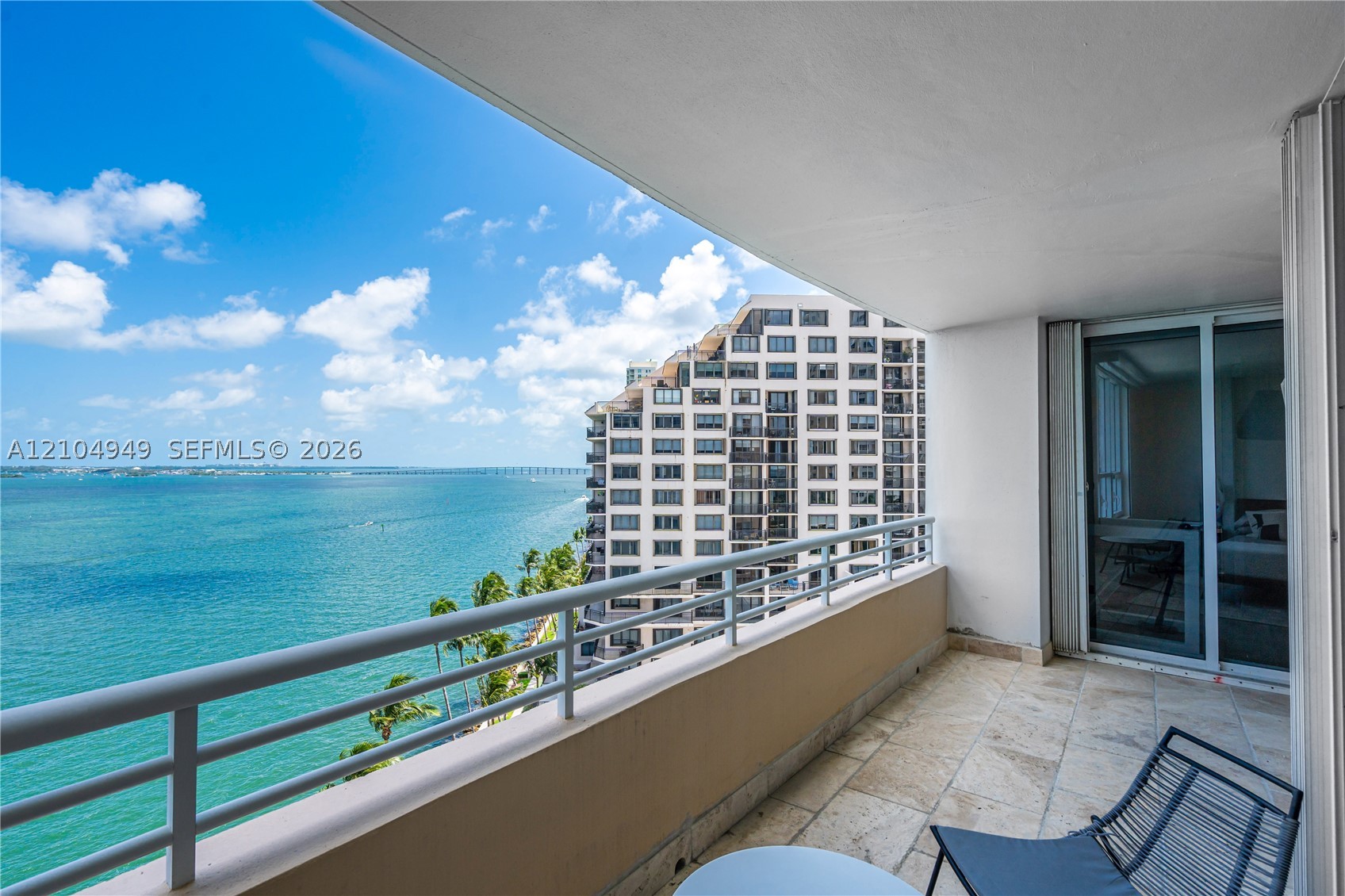 808 Brickell Key Dr #1006, Miami FL 33131