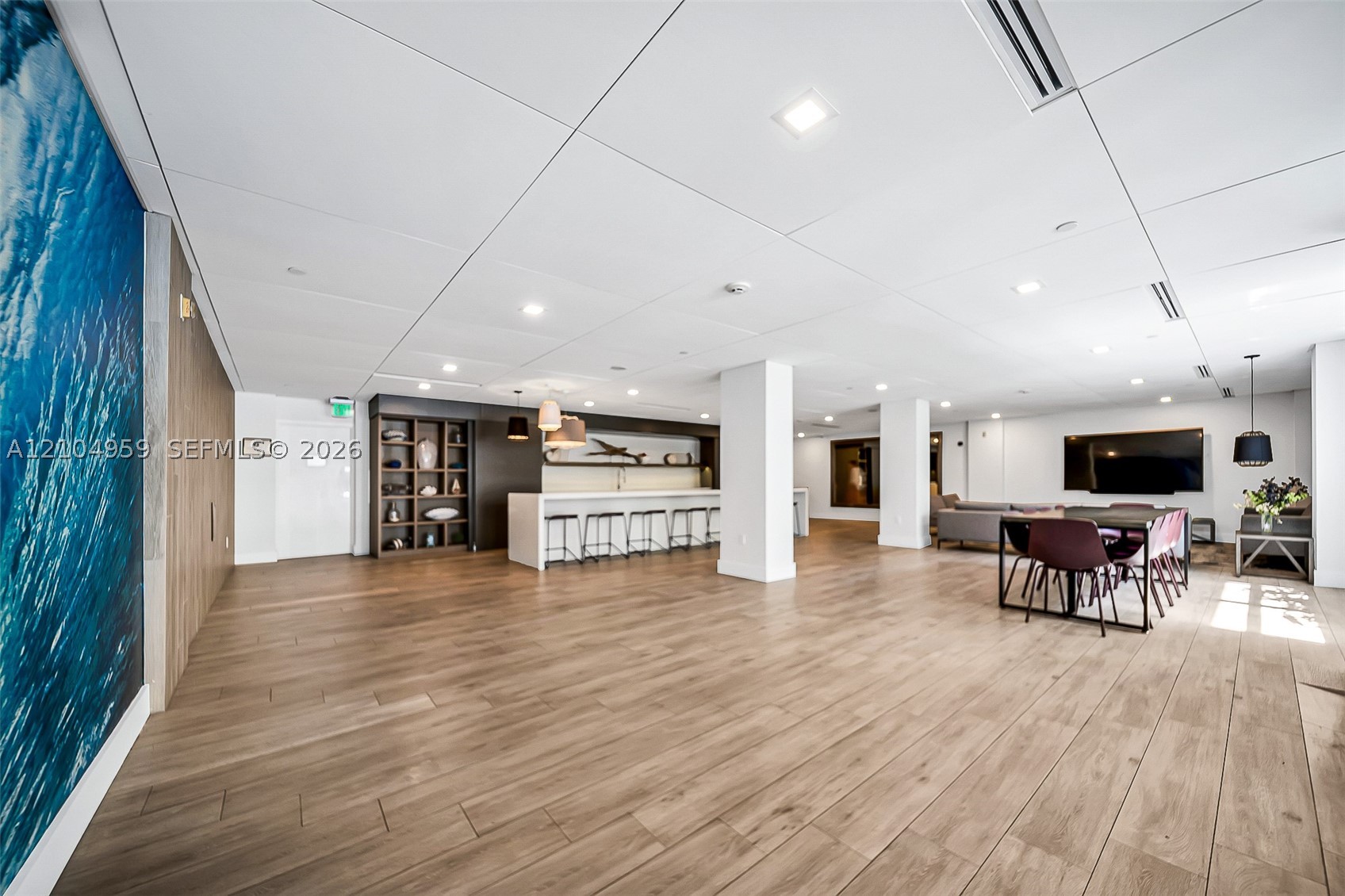 199 Ocean Lane Dr #305, Key Biscayne FL 33149