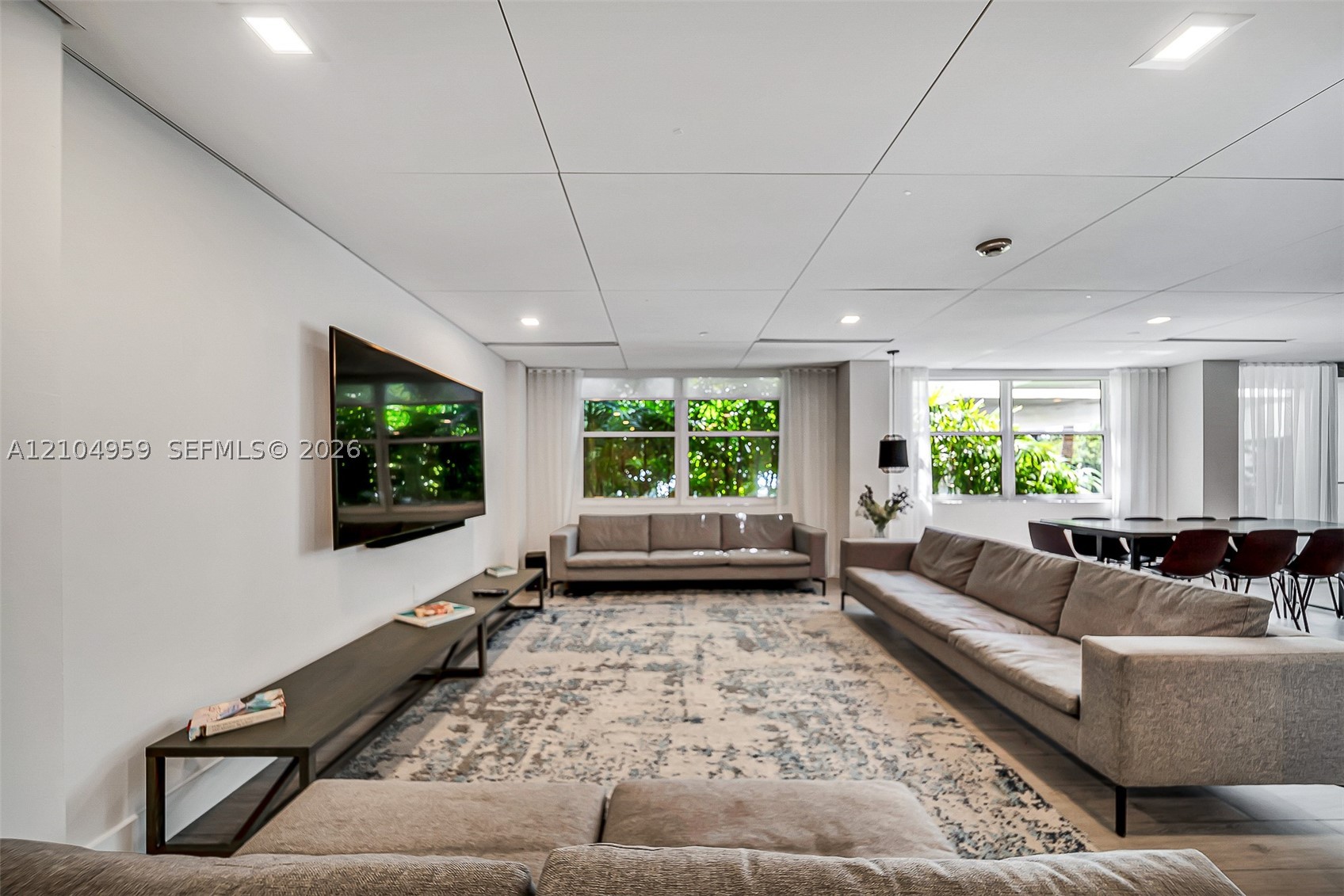 199 Ocean Lane Dr #305, Key Biscayne FL 33149