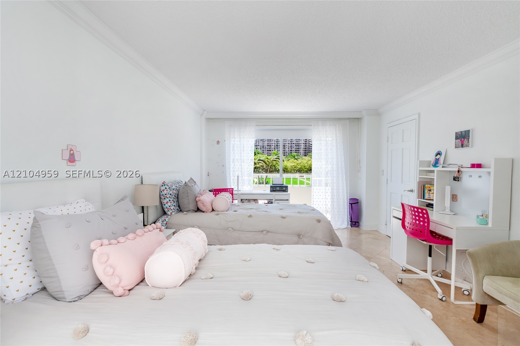 199 Ocean Lane Dr #305, Key Biscayne FL 33149