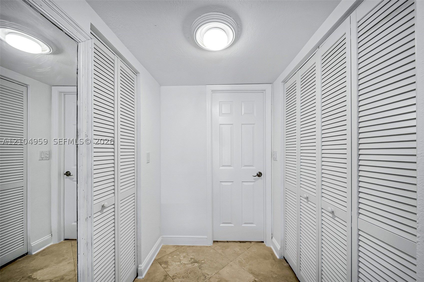 199 Ocean Lane Dr #305, Key Biscayne FL 33149