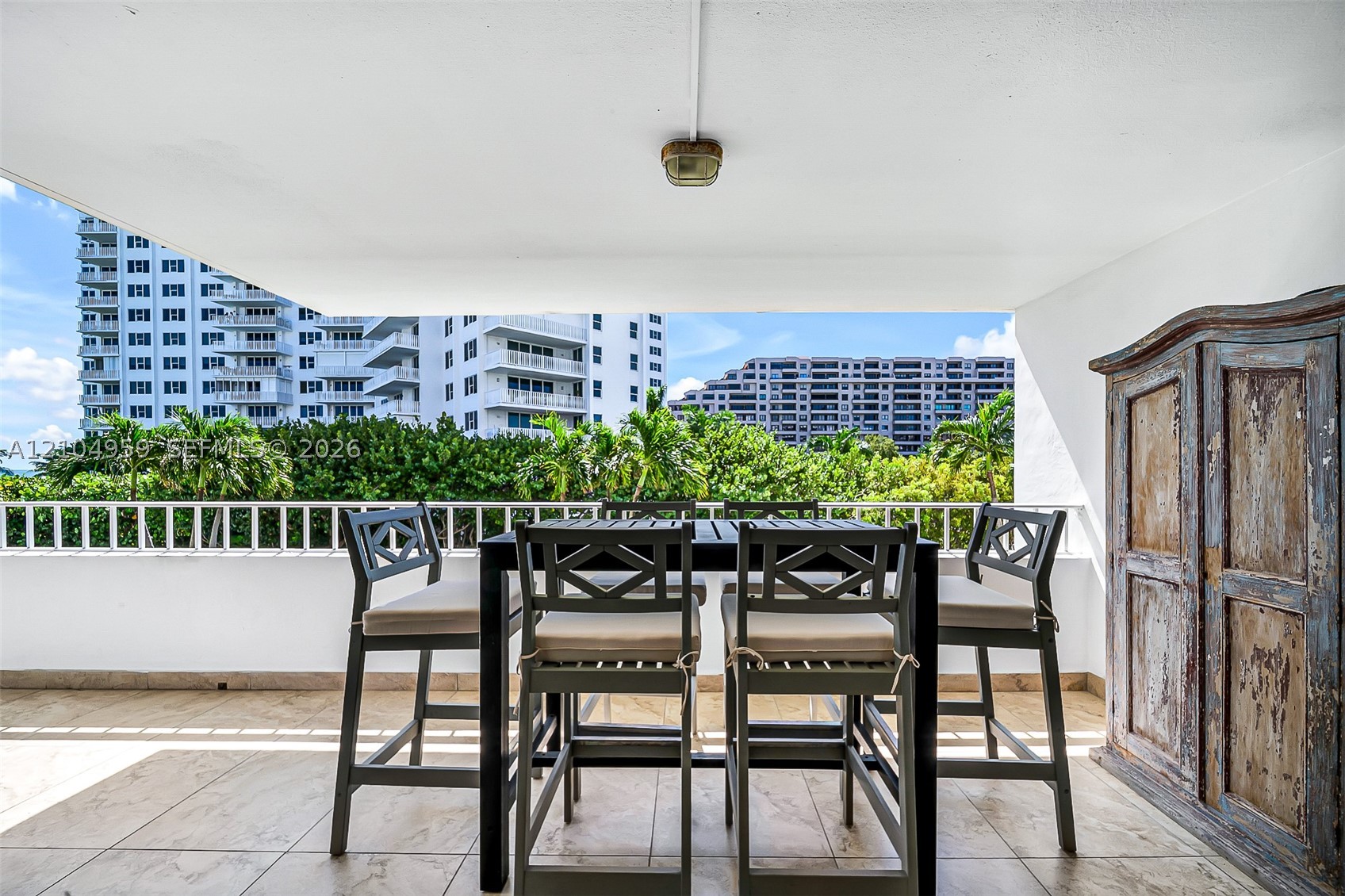199 Ocean Lane Dr #305, Key Biscayne FL 33149