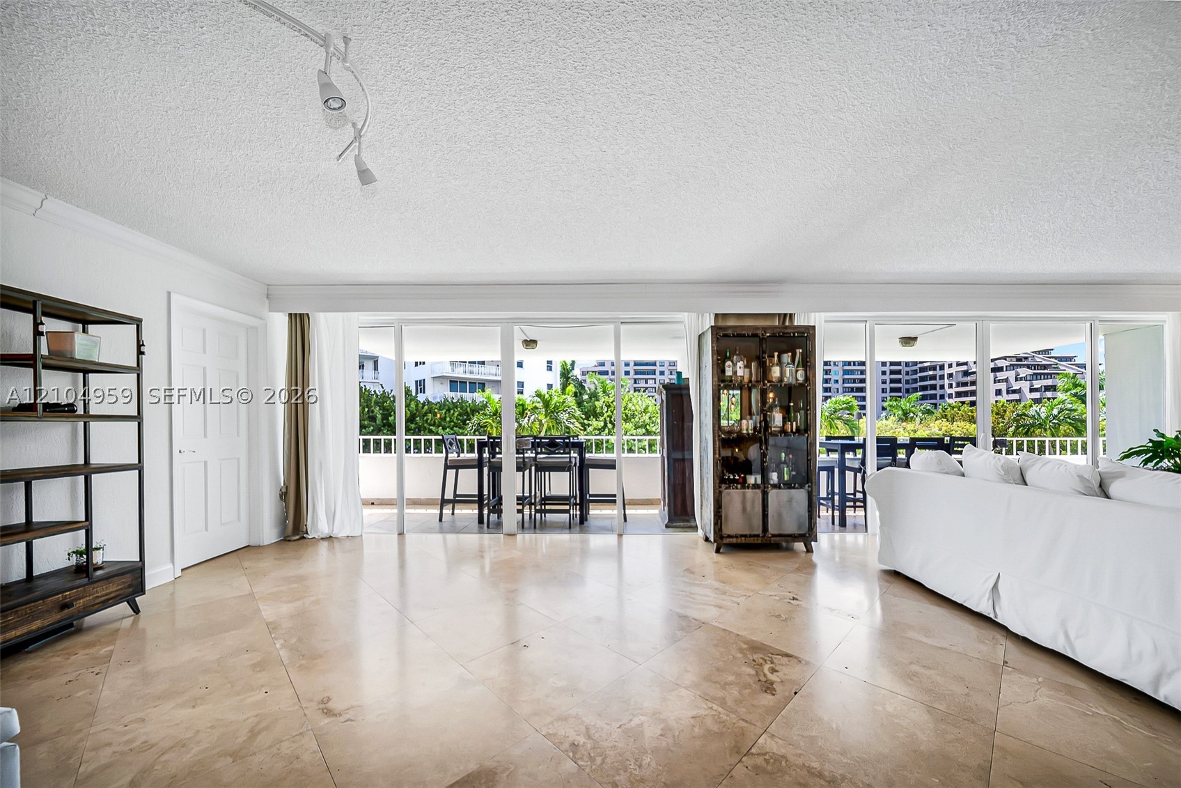 199 Ocean Lane Dr #305, Key Biscayne FL 33149