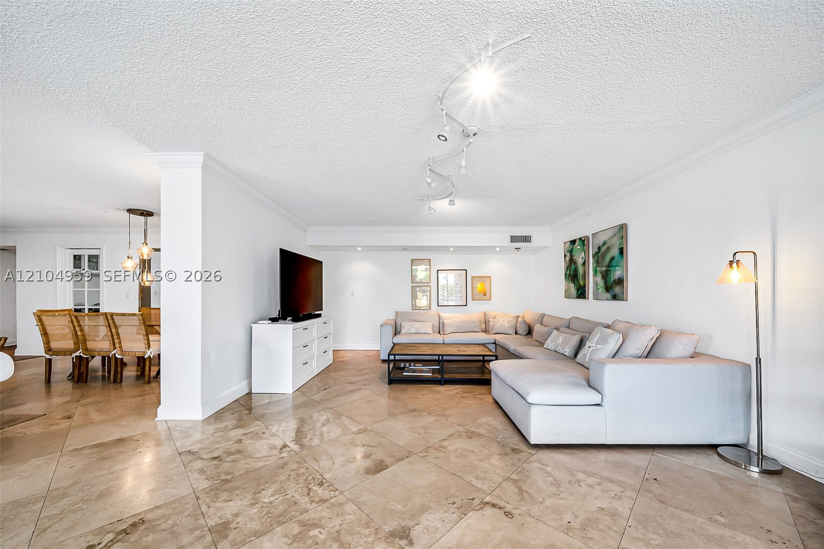 199 Ocean Lane Dr #305, Key Biscayne FL 33149