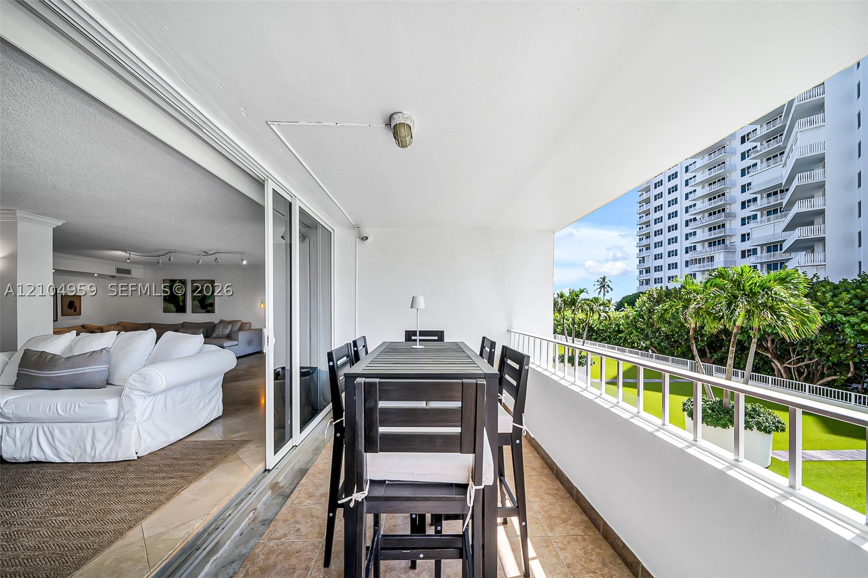 199 Ocean Lane Dr #305, Key Biscayne FL 33149