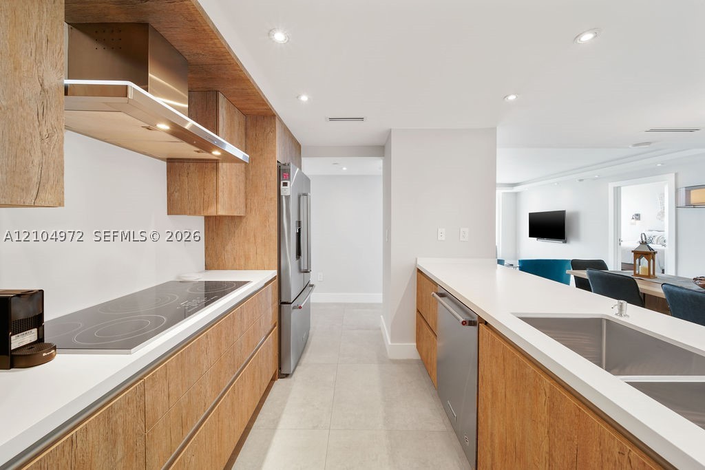 650 West Ave #1507, Miami Beach FL 33139