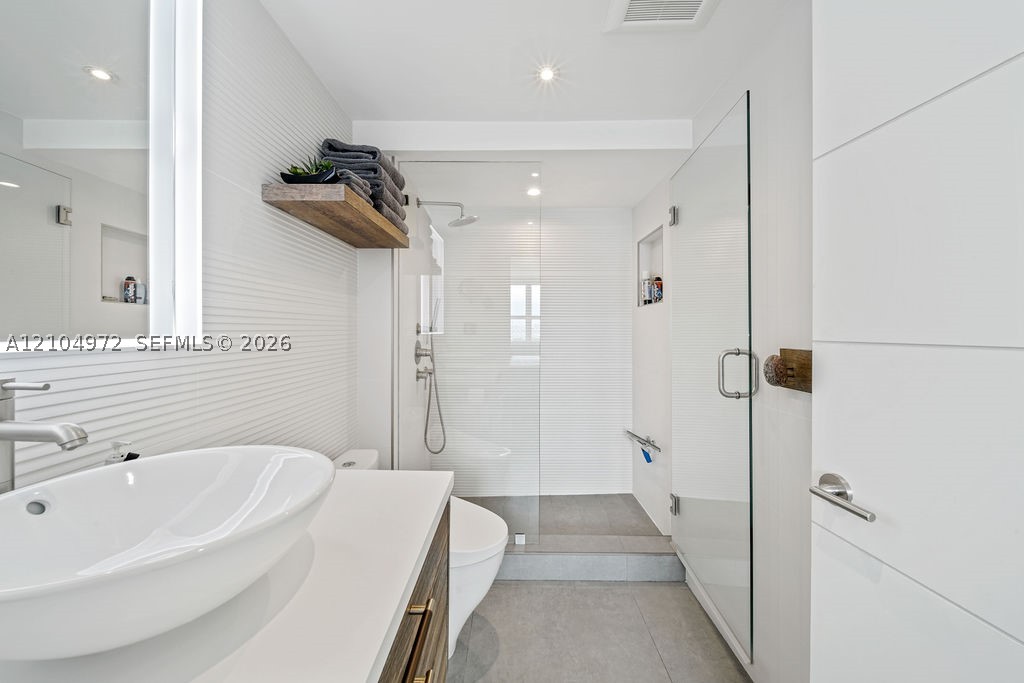 650 West Ave #1507, Miami Beach FL 33139