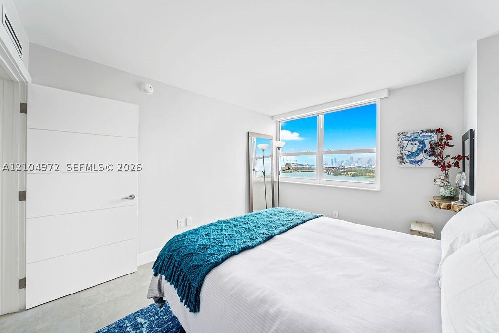 650 West Ave #1507, Miami Beach FL 33139