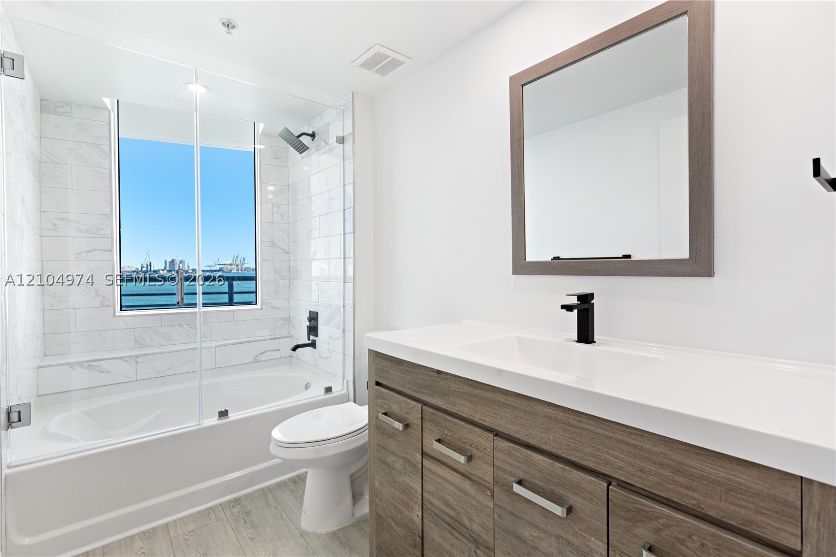335 S Biscayne Blvd #412, Miami FL 33131