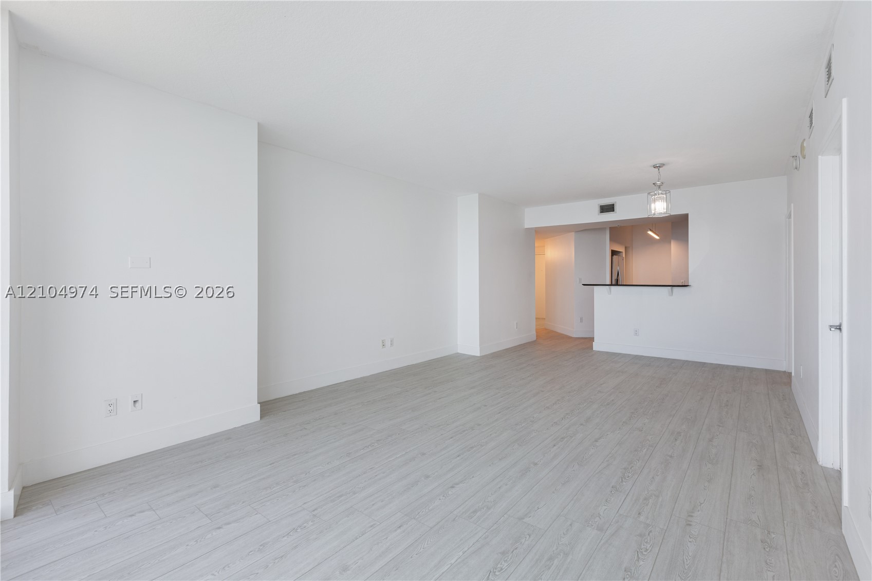 335 S Biscayne Blvd #412, Miami FL 33131