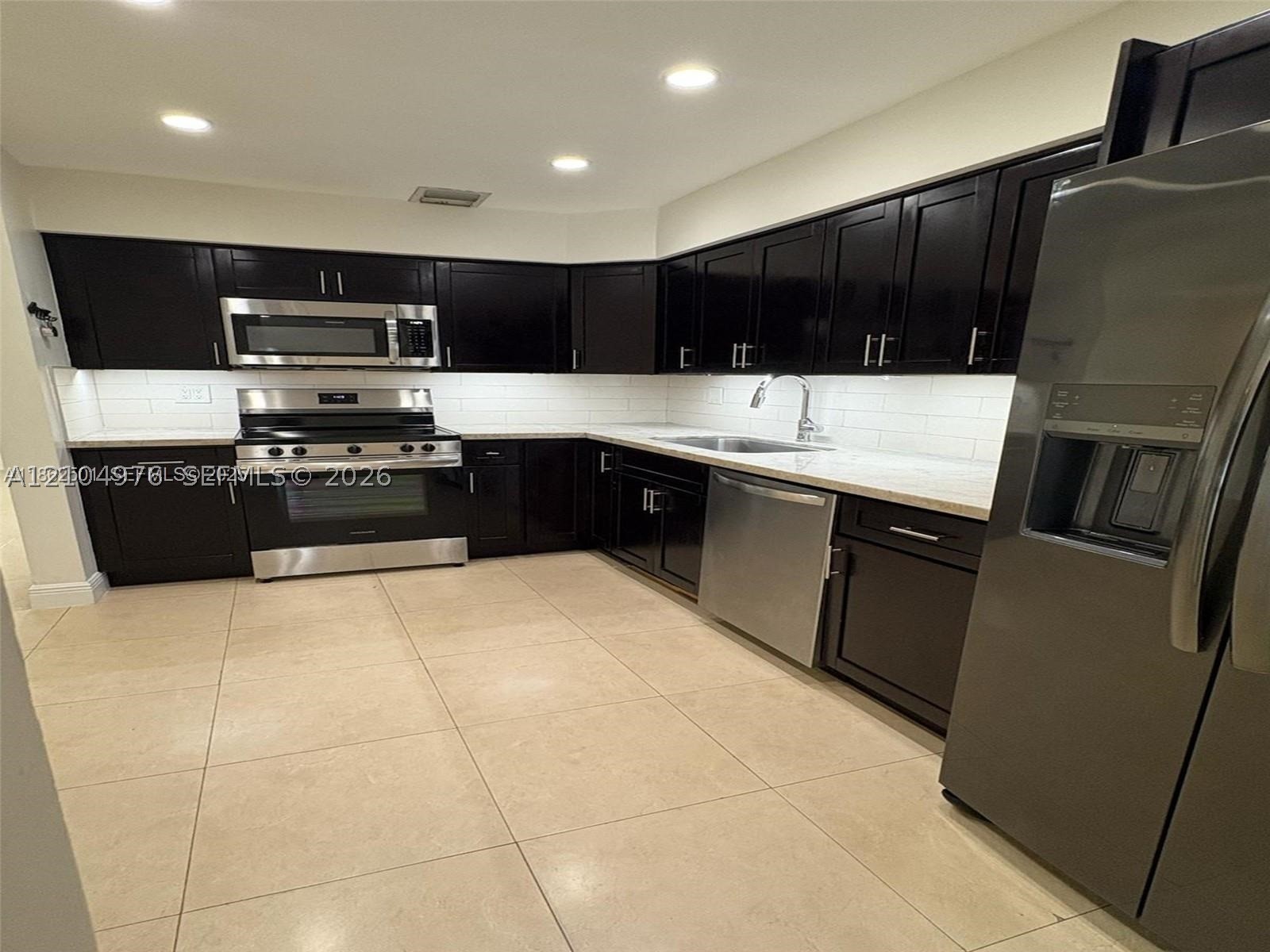 10431 SW 54th St #10431, Miami FL 33165