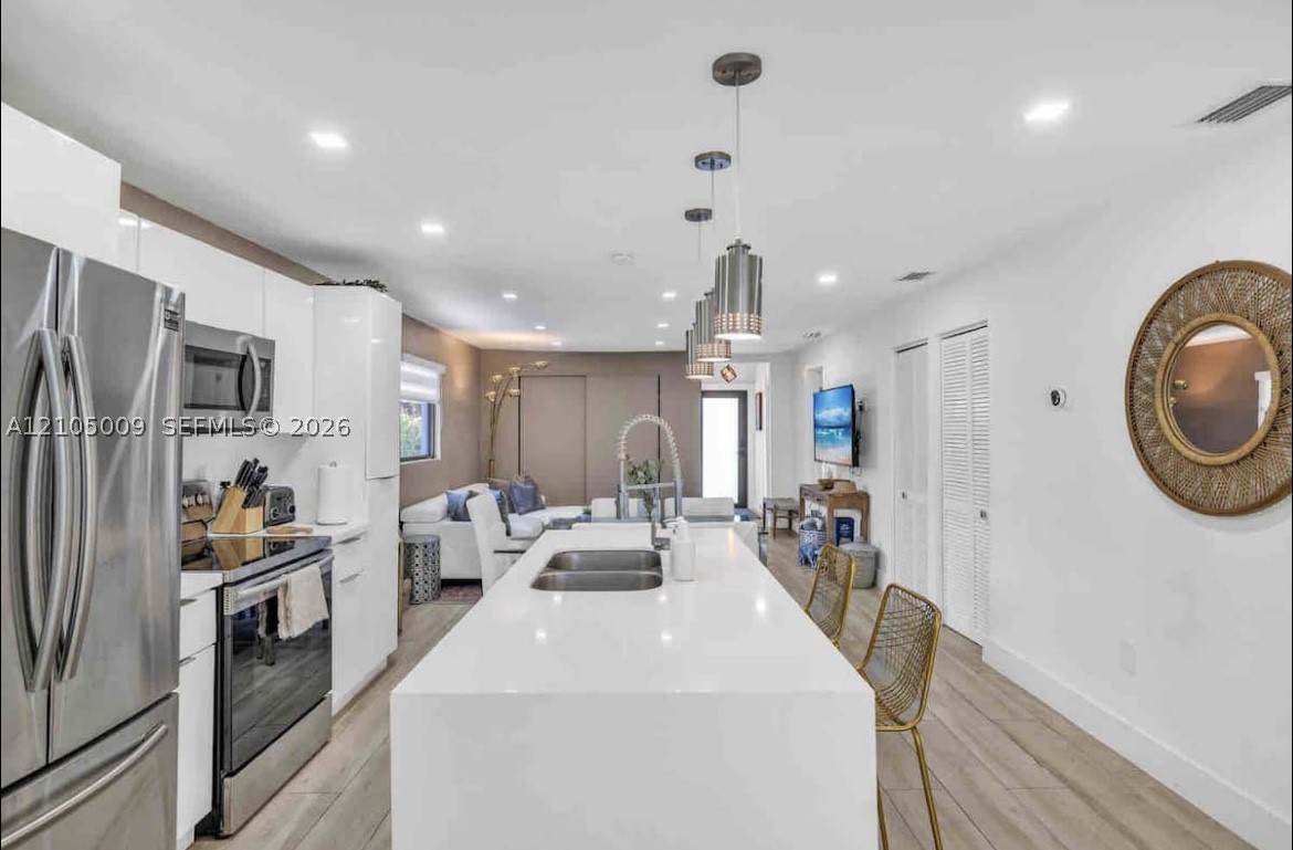 254 NW 51st St, Miami FL 33127