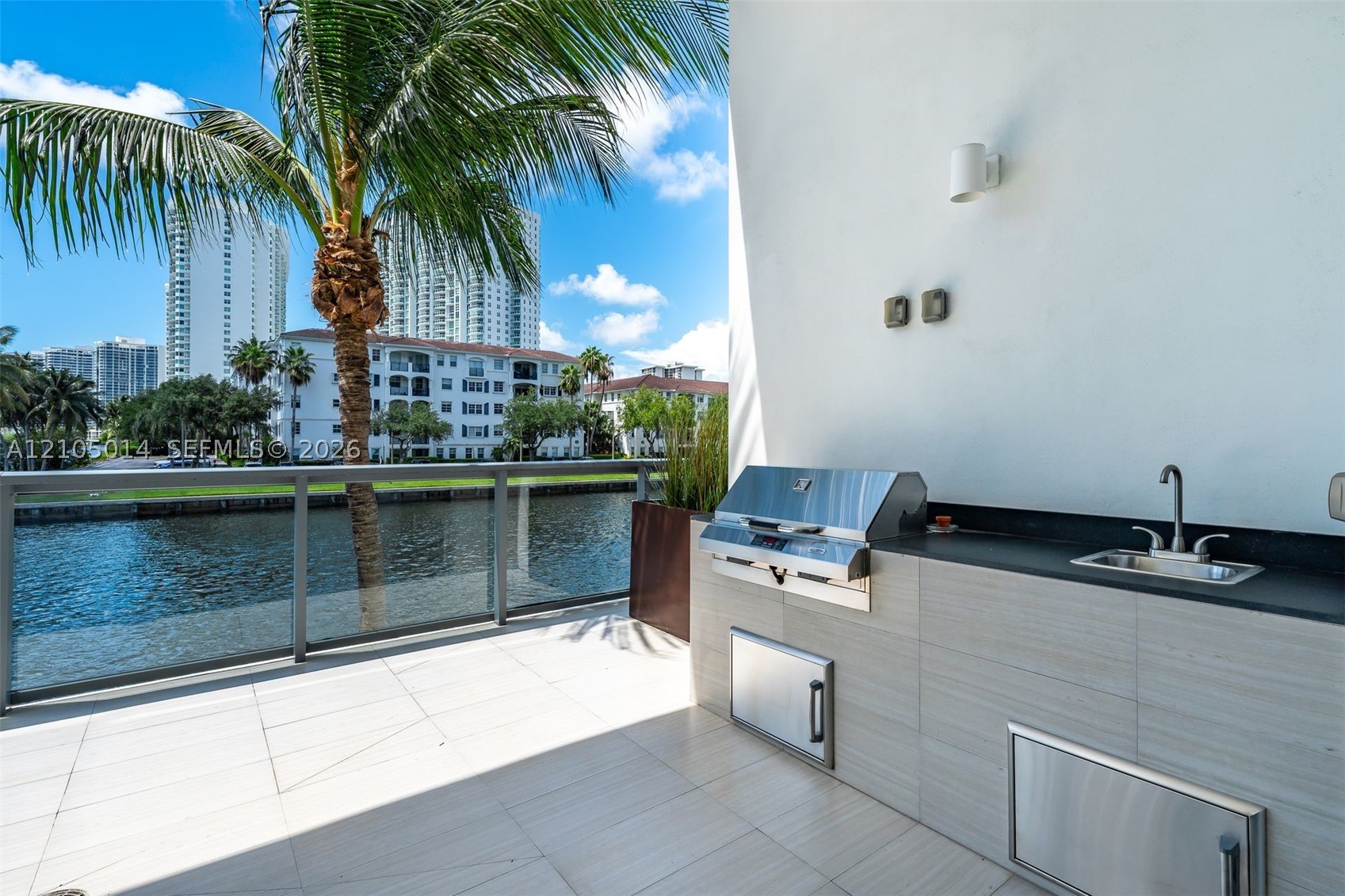 3250 NE 188th St #108, Aventura FL 33180