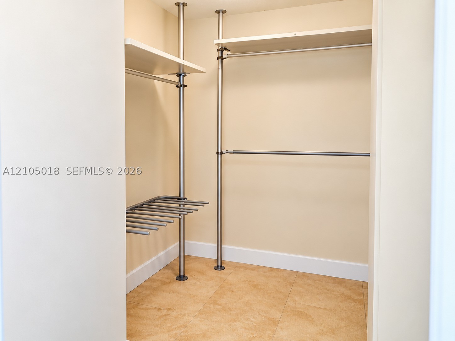 41 SE 5th St #1510, Miami FL 33131