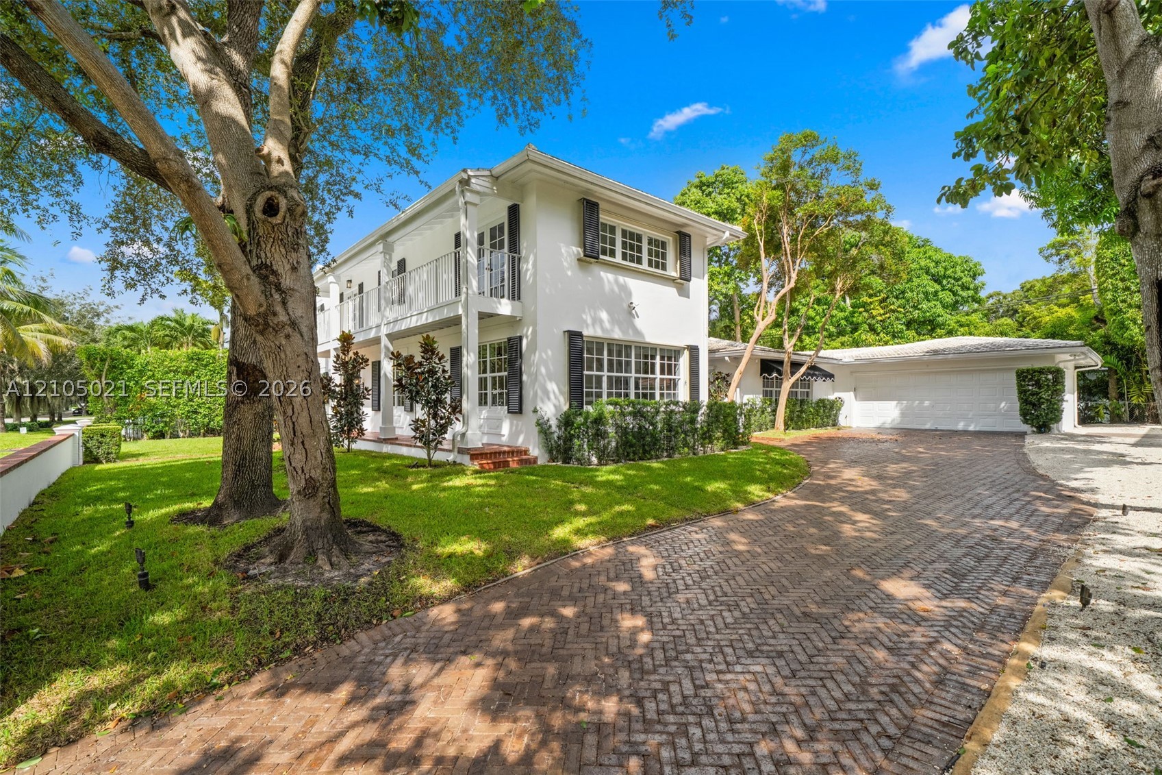 1457 Certosa Ave, Coral Gables FL 33146