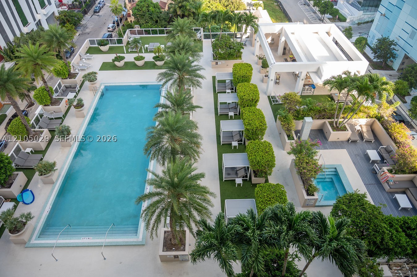 600 NE 27th St #1203, Miami FL 33137
