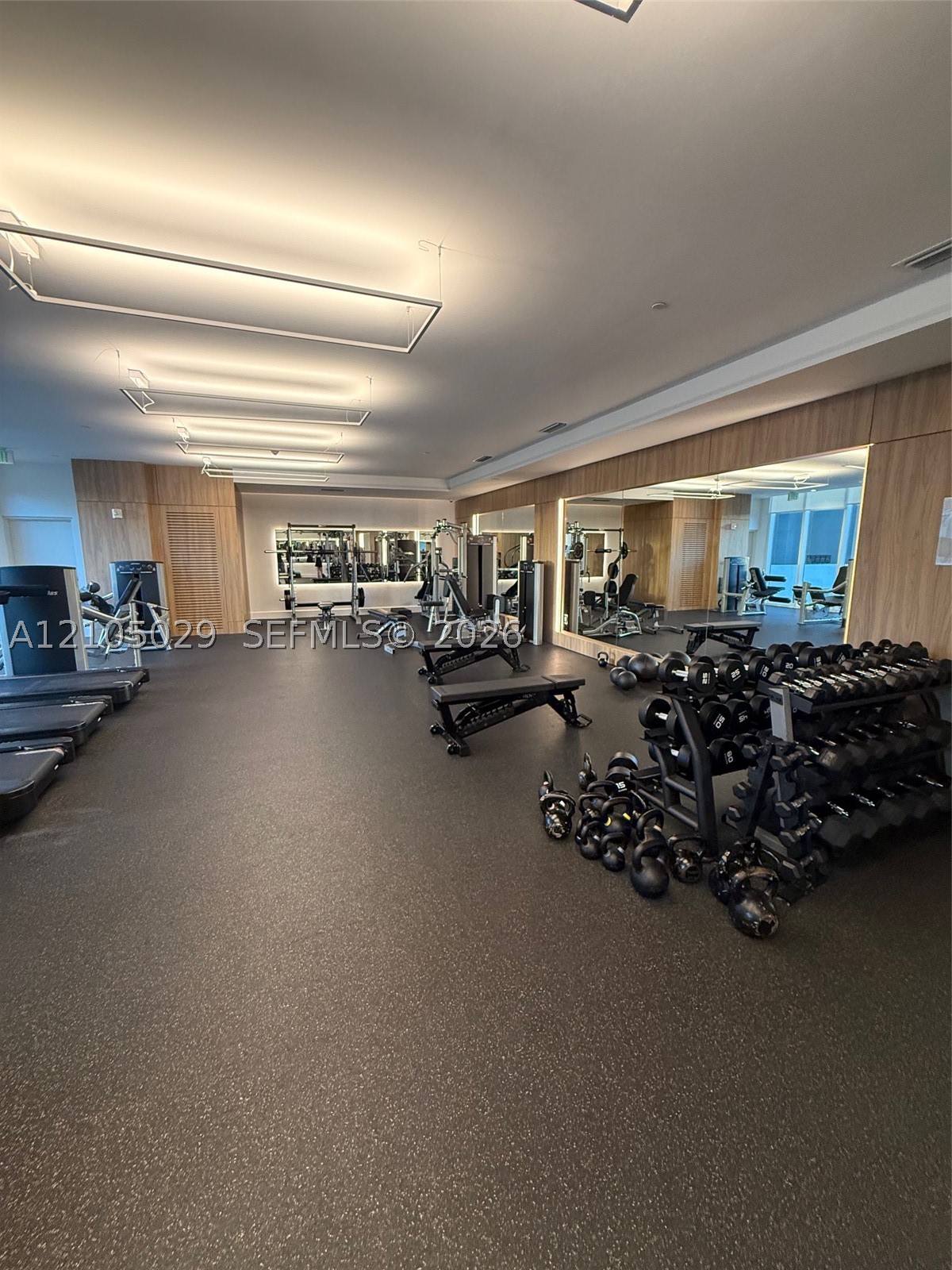 600 NE 27th St #1203, Miami FL 33137