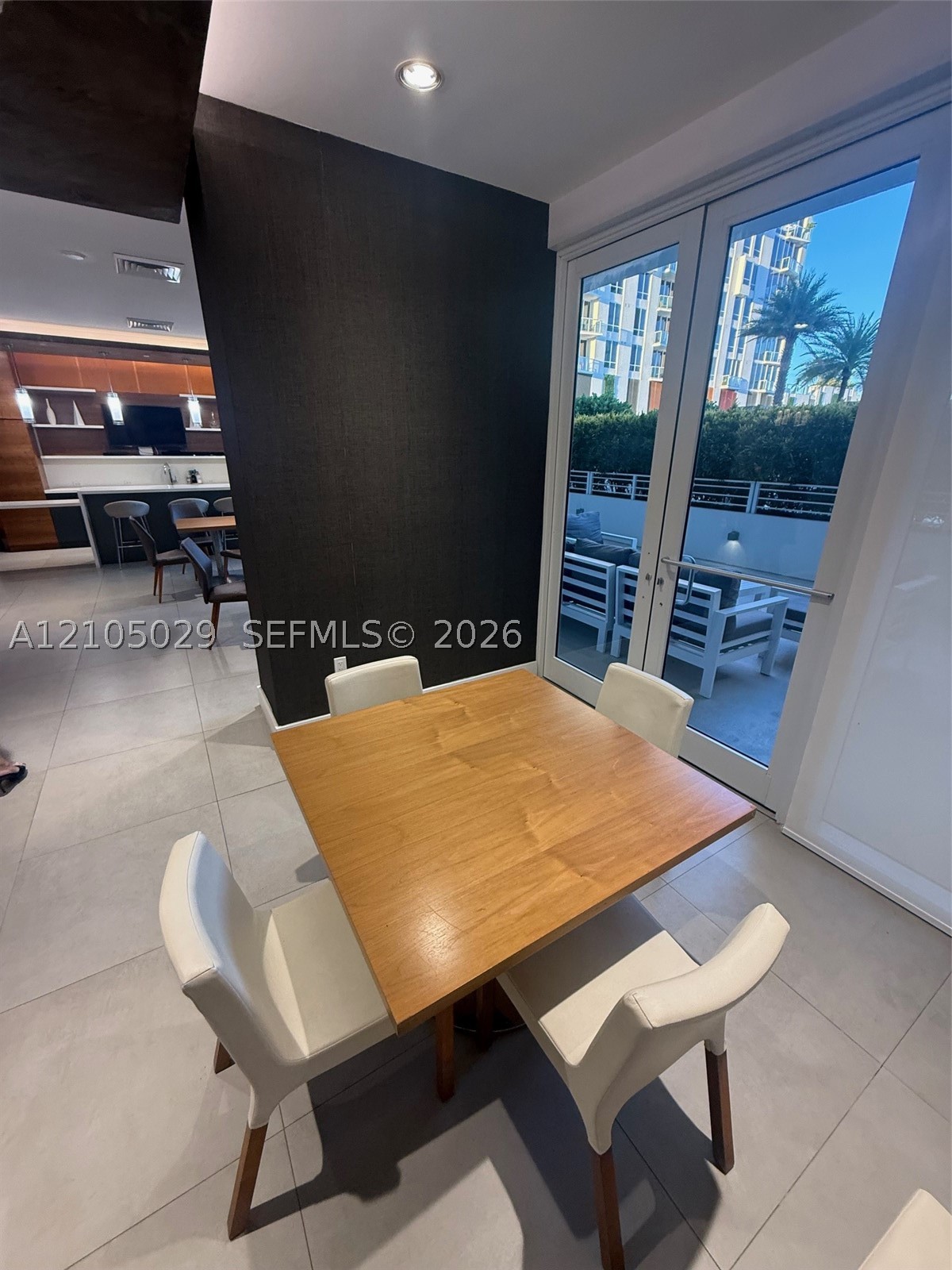 600 NE 27th St #1203, Miami FL 33137
