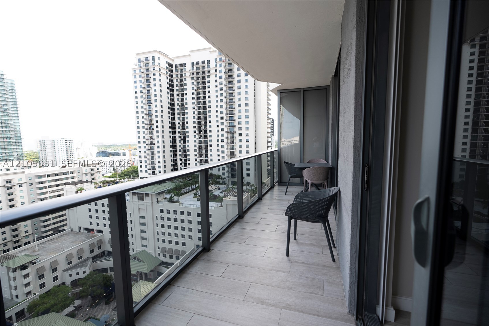 45 SW 9th St #1705, Miami FL 33130