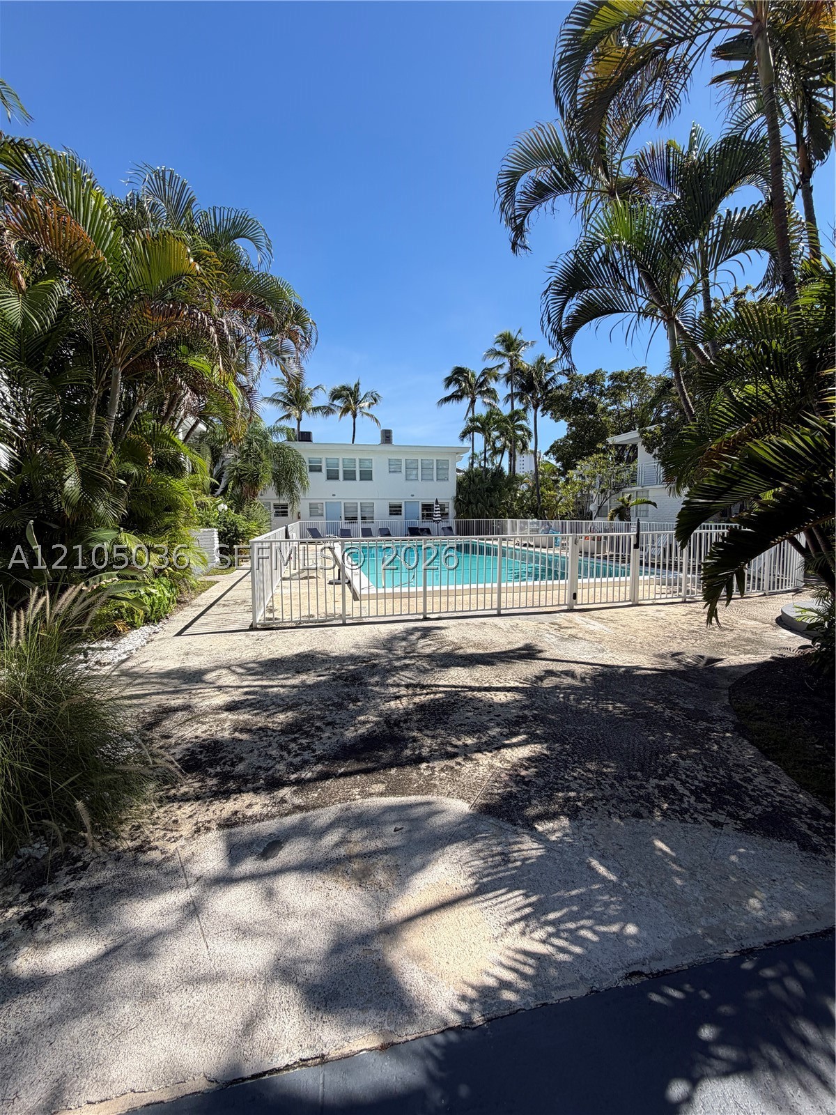 6865 E Bay Dr #3, Miami Beach FL 33141