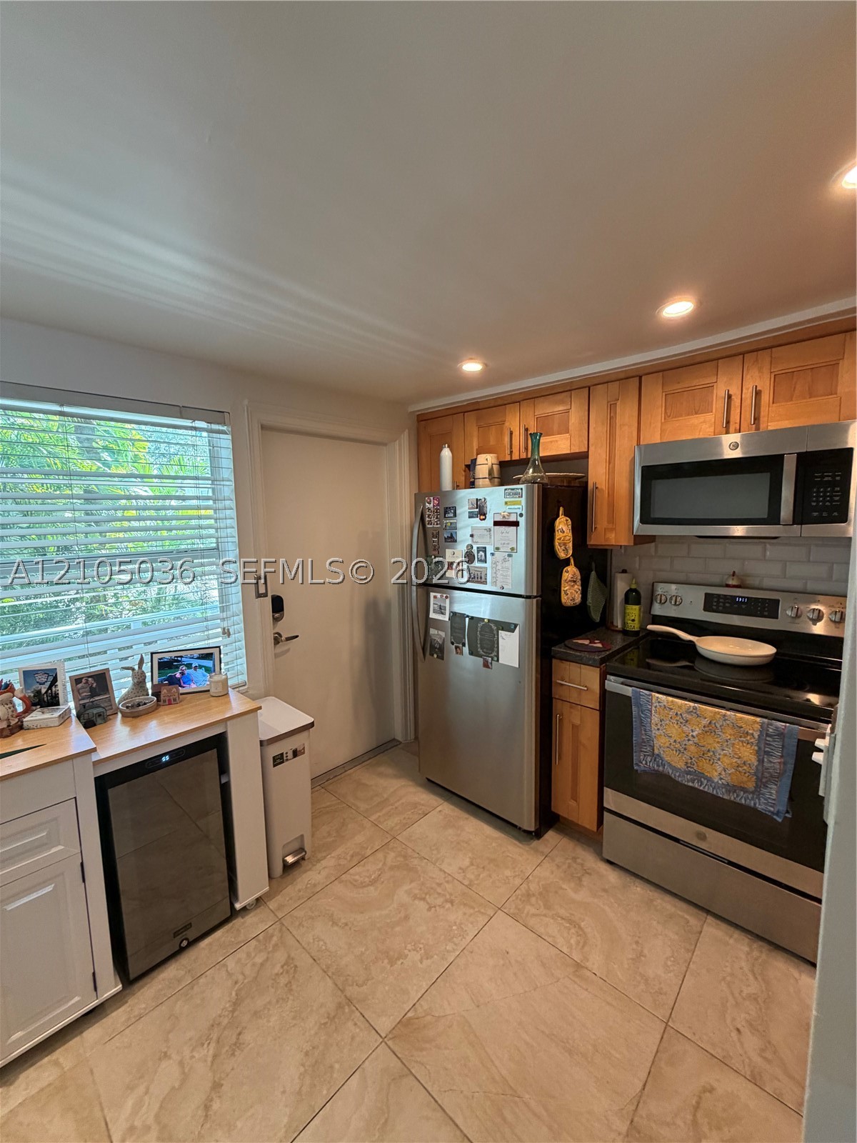 6865 E Bay Dr #3, Miami Beach FL 33141