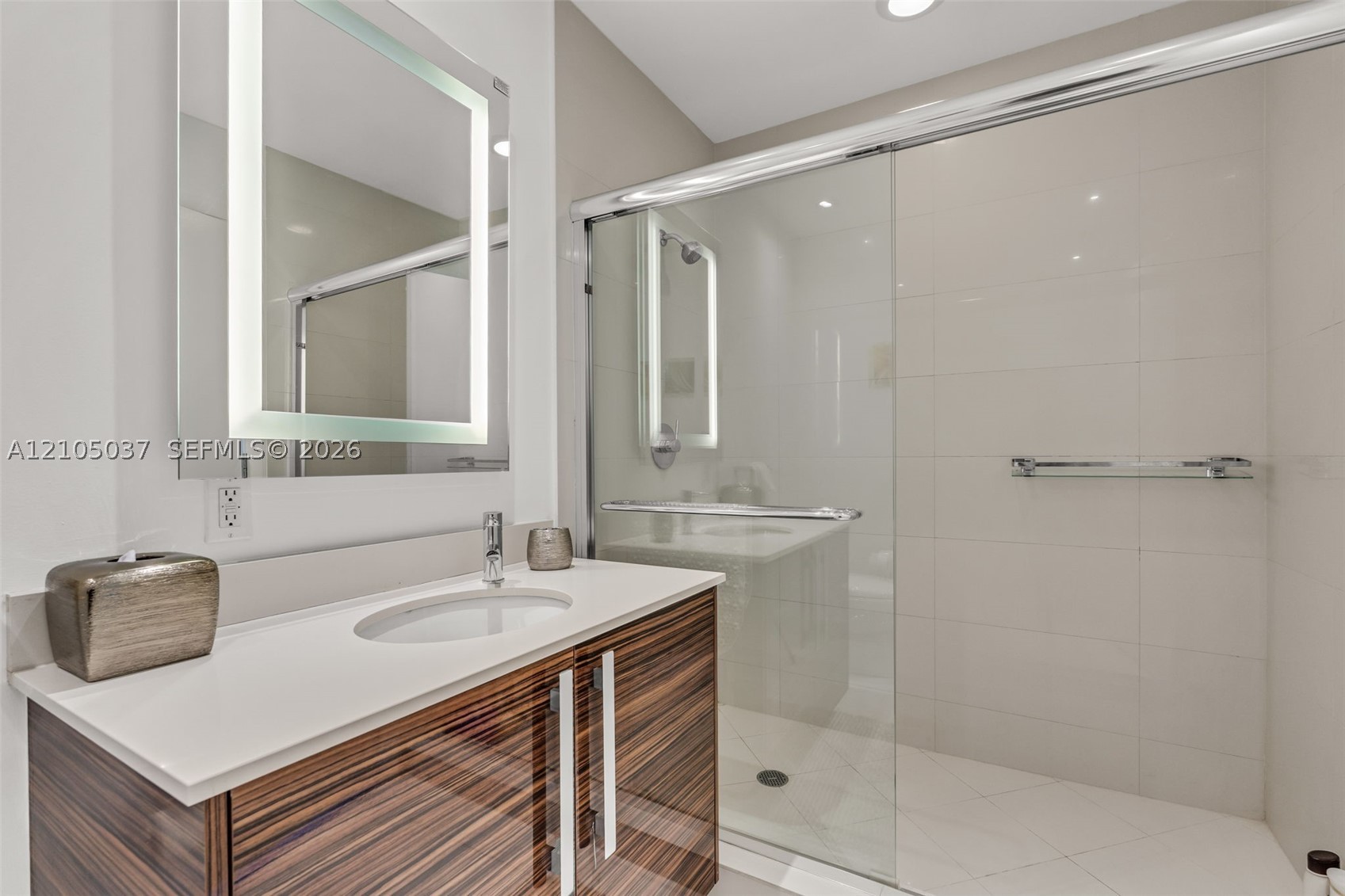 2020 N Bayshore Dr #1902, Miami FL 33137
