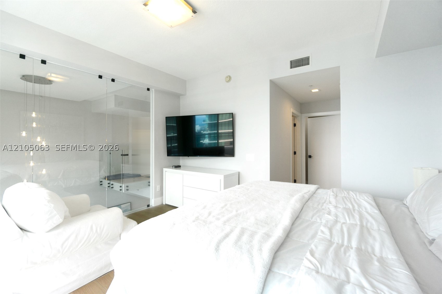 60 SW 13th St #4802, Miami FL 33130