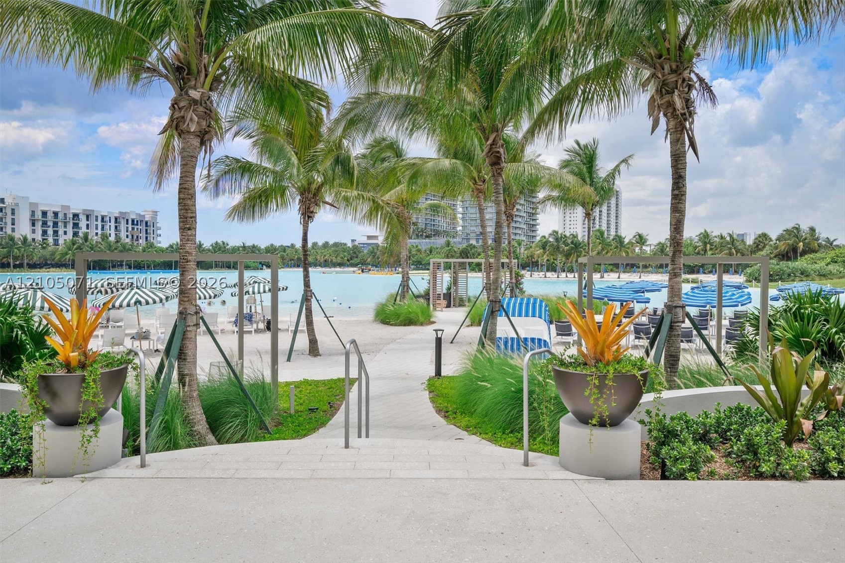 2411 Laguna Circle #3001, Miami FL 33180