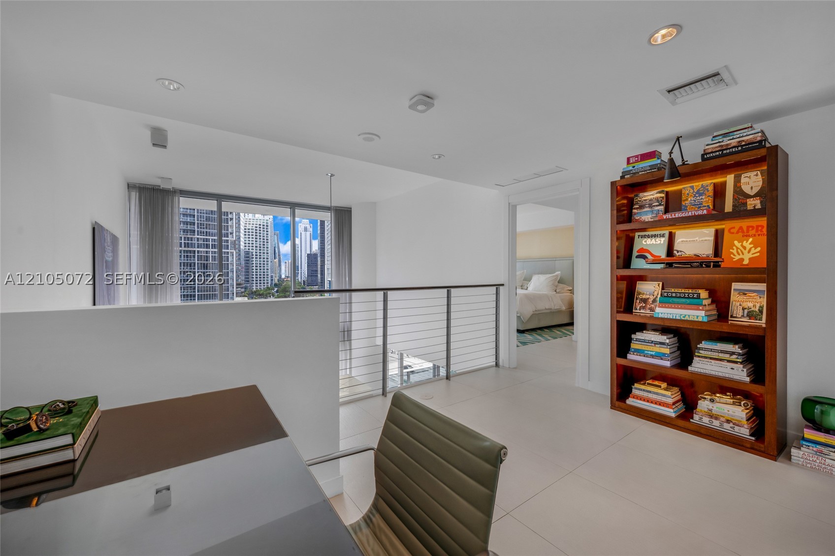 200 Biscayne Boulevard Way #904, Miami FL 33131