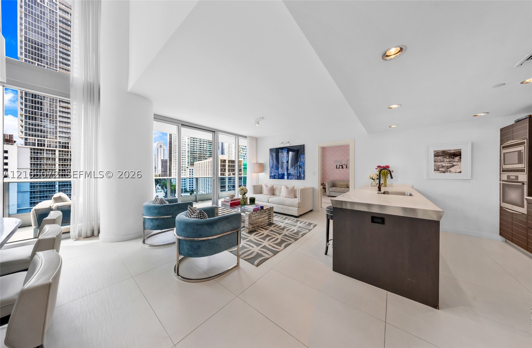 200 Biscayne Boulevard Way #904, Miami FL 33131