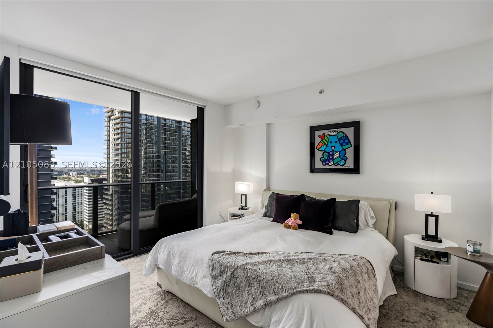801 S Miami Ave #2810, Miami FL 33130