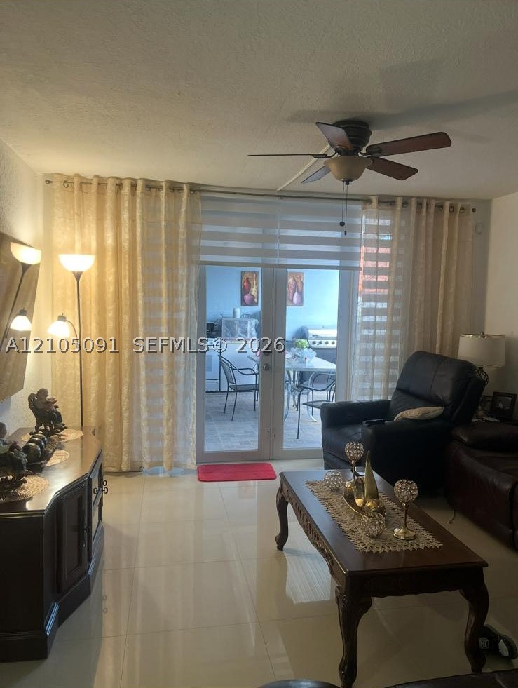 4211 W 10th Ln, Hialeah FL 33012