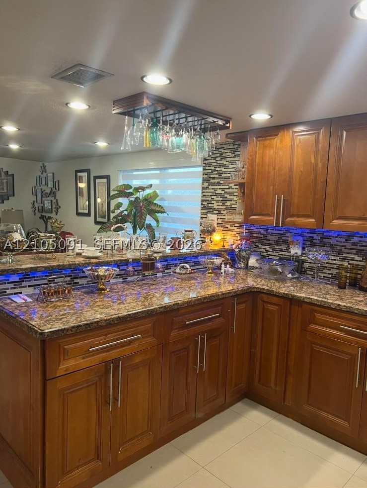 4211 W 10th Ln, Hialeah FL 33012