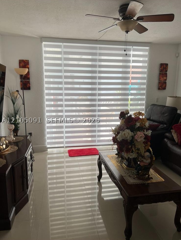 4211 W 10th Ln, Hialeah FL 33012