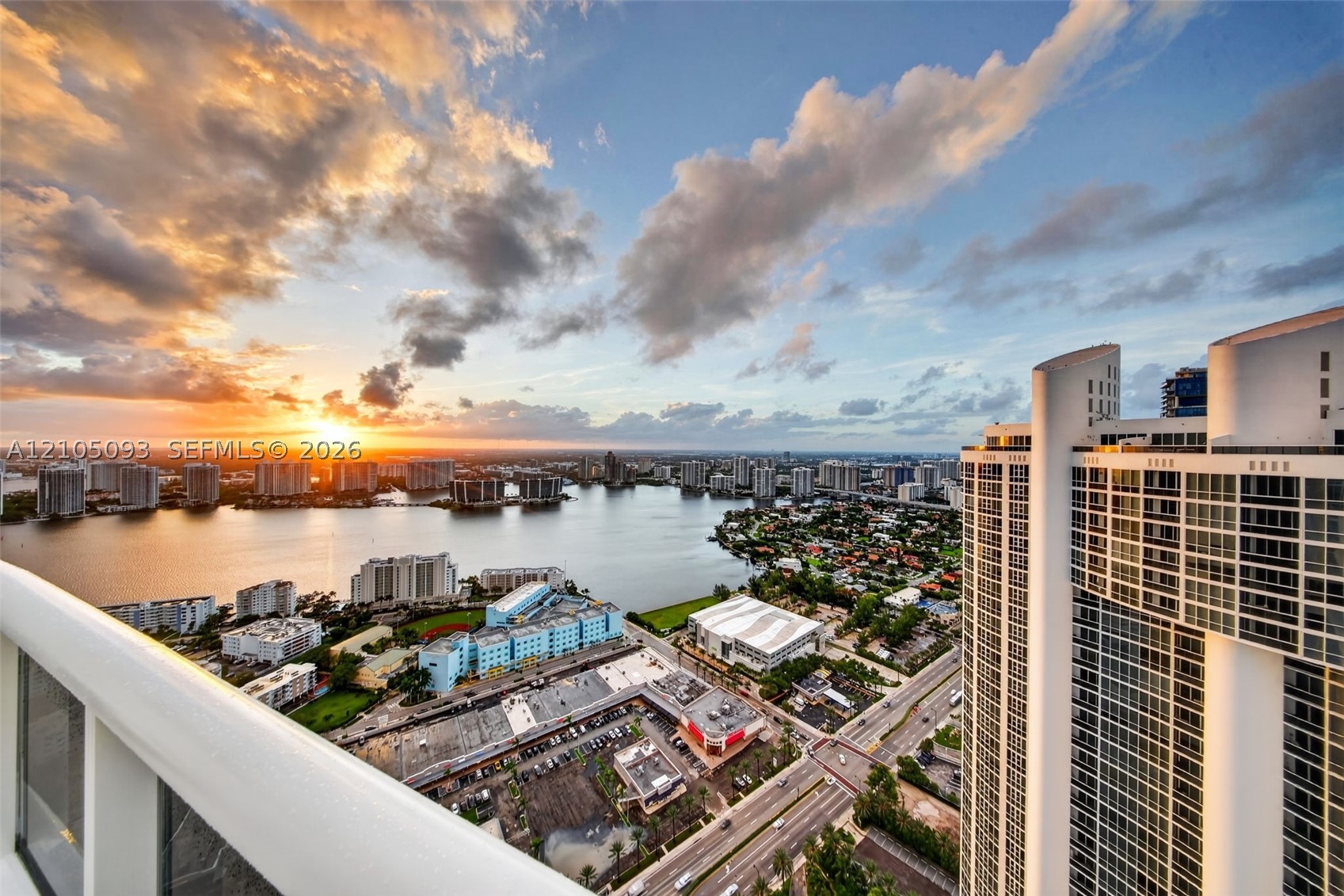 18101 Collins Ave #TS-5506, Sunny Isles Beach FL 33160