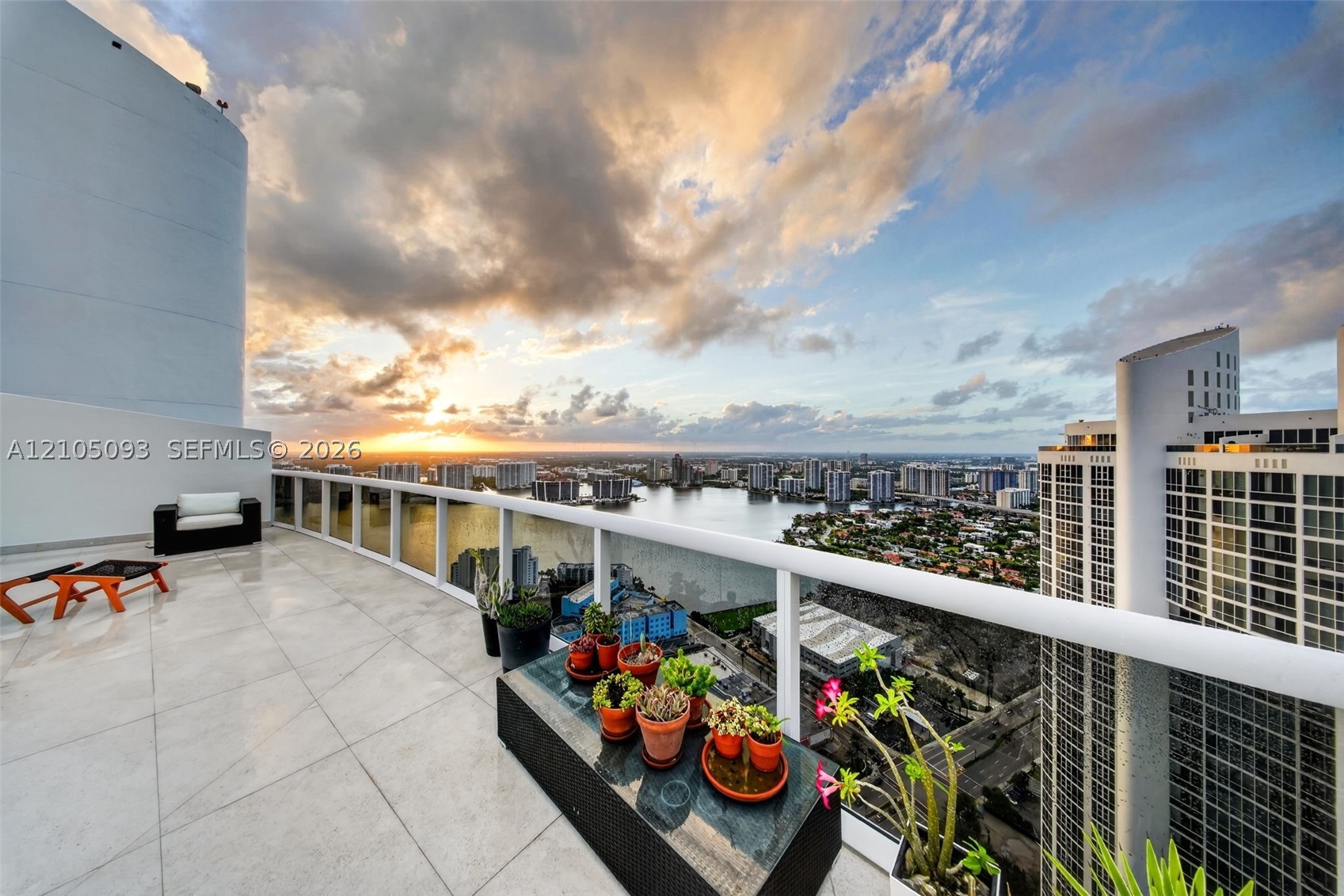18101 Collins Ave #TS-5506, Sunny Isles Beach FL 33160