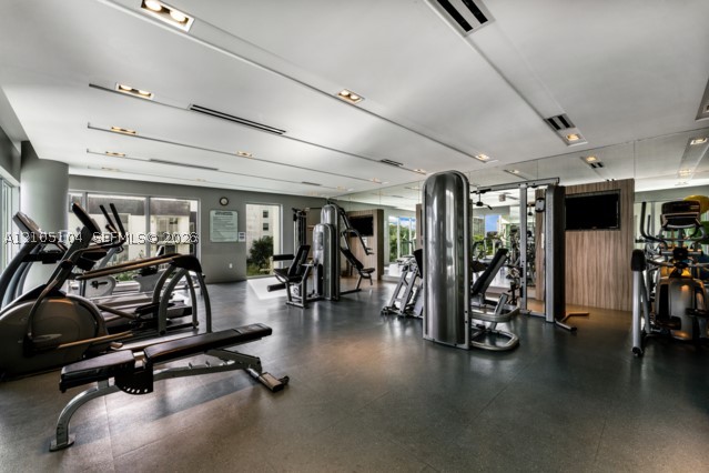 1600 SW 1st Ave #707, Miami FL 33129