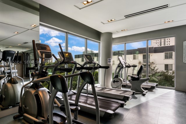 1600 SW 1st Ave #707, Miami FL 33129