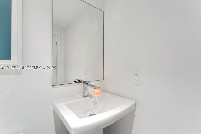 1600 SW 1st Ave #707, Miami FL 33129