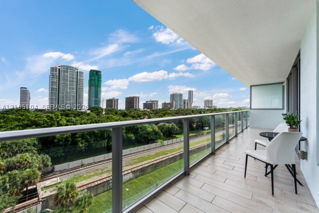 1600 SW 1st Ave #707, Miami FL 33129