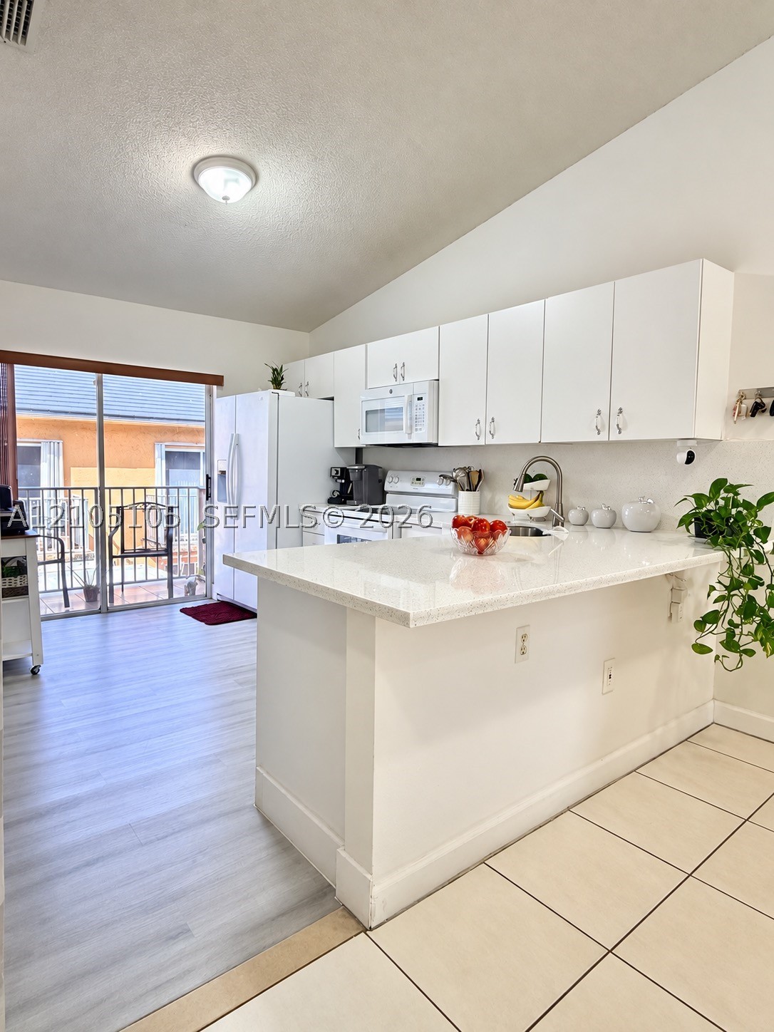 3375 W 76th St #230, Hialeah FL 33018